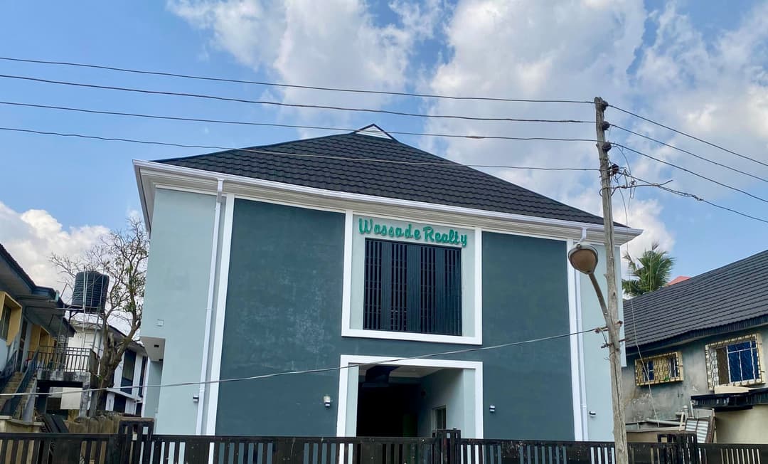 10-Unit Student Hostel